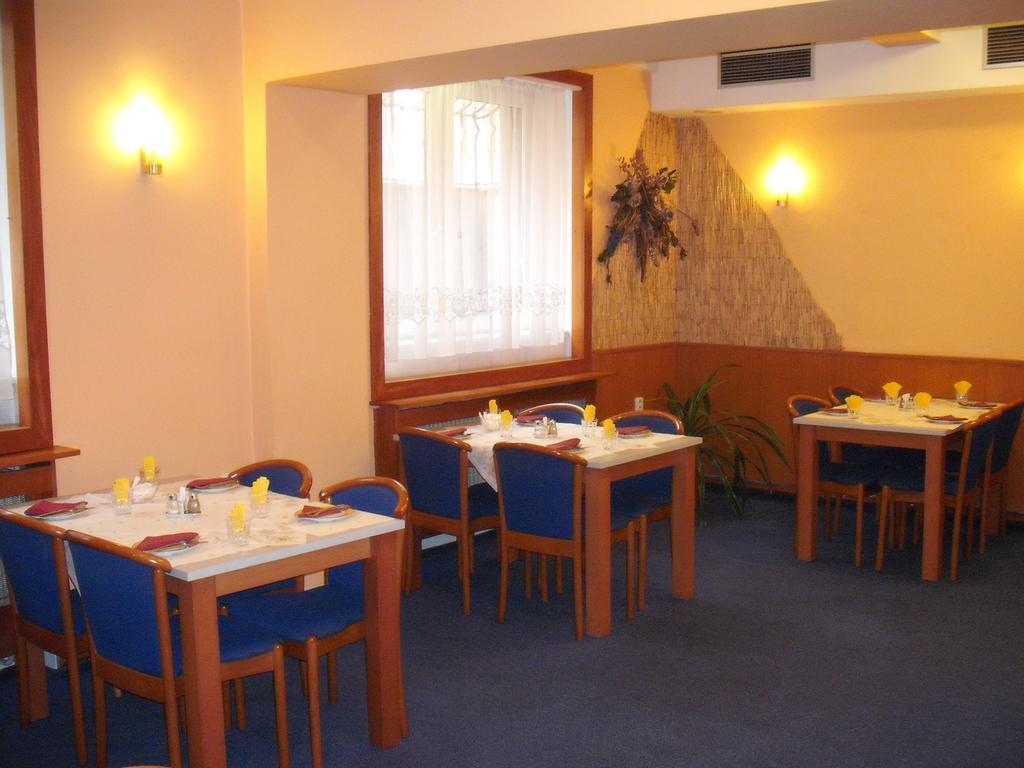 Hotel Forman Mladá Boleslav Εξωτερικό φωτογραφία